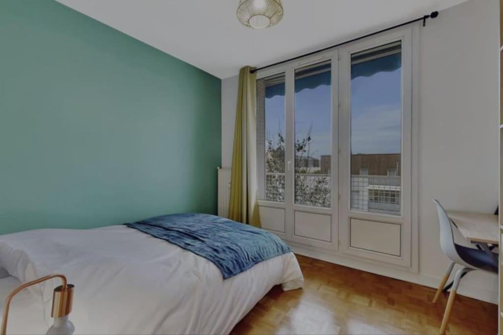 Appartement Neuf Pour 6, Parking Et Box, Au Calme Villeurbanne Exterior photo